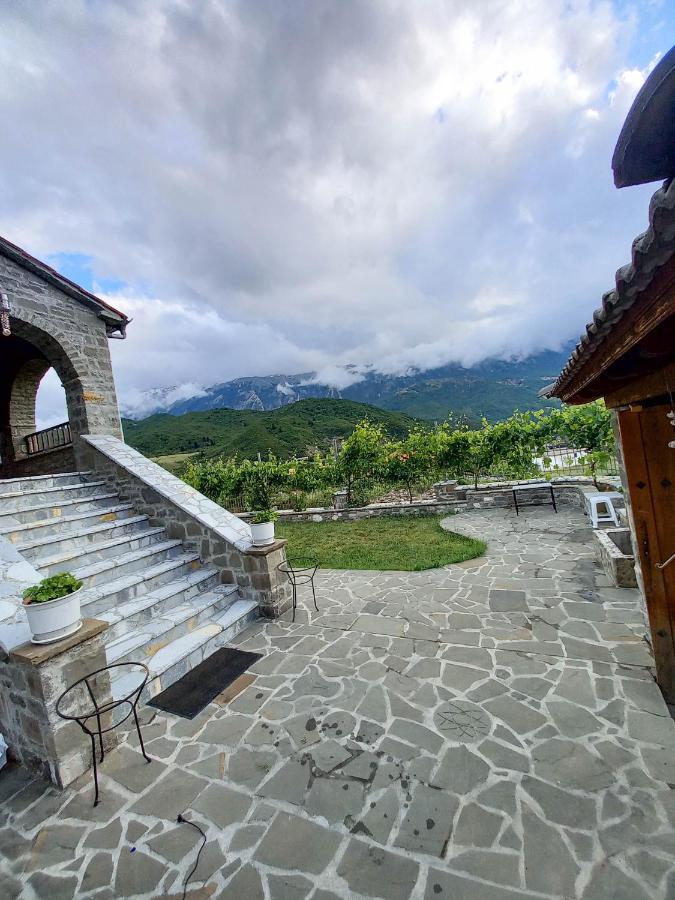 The Stone House Aparthotel เปอร์เมต ภายนอก รูปภาพ
